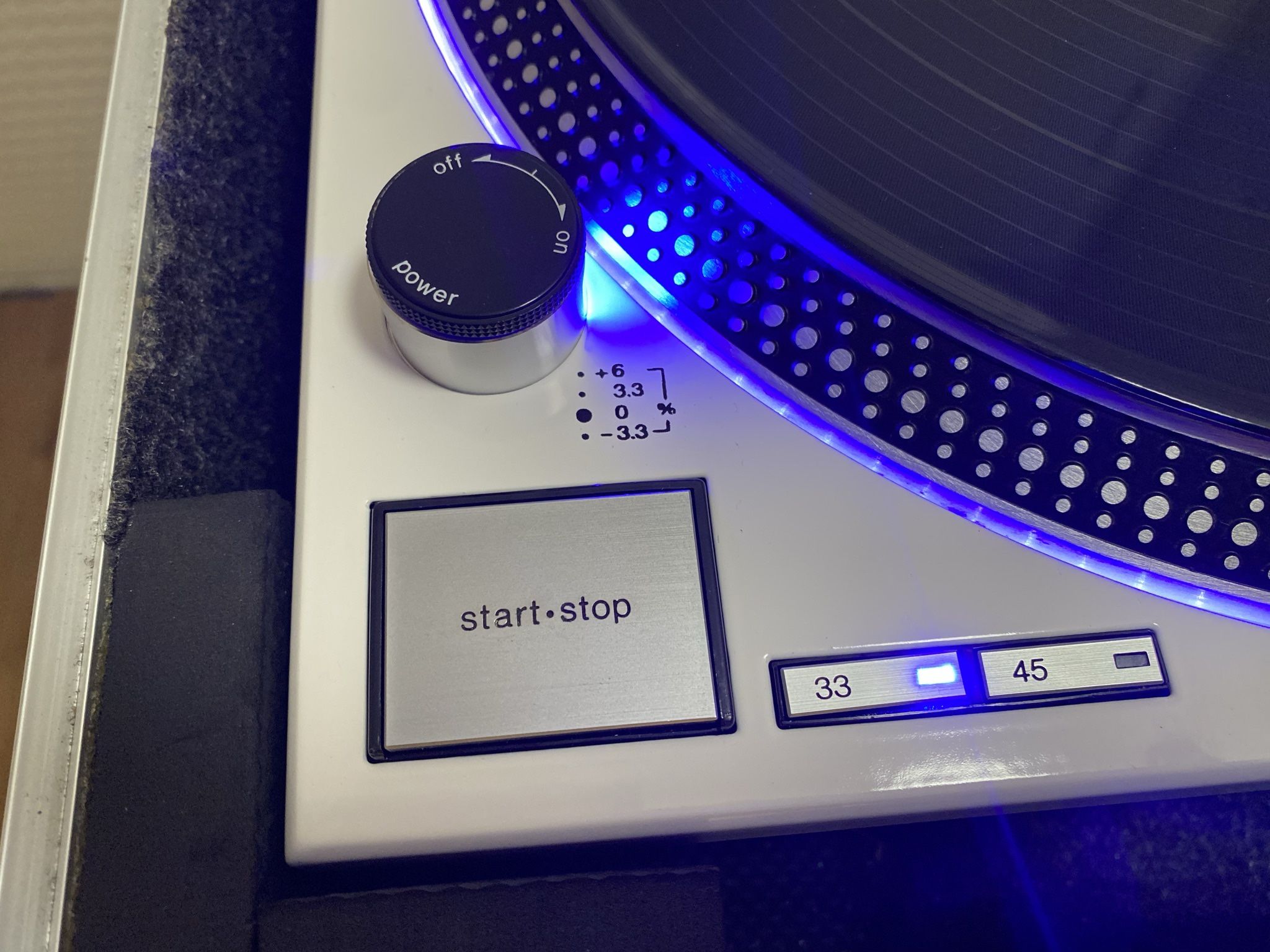 Technics Sl1200mk2 Beautiful Gloss White Pro Dj turntables!!! for Sale