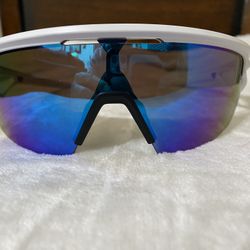 Oakley Sunglasses White Polarized 