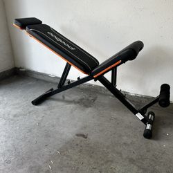 Adjustable Weight Bench