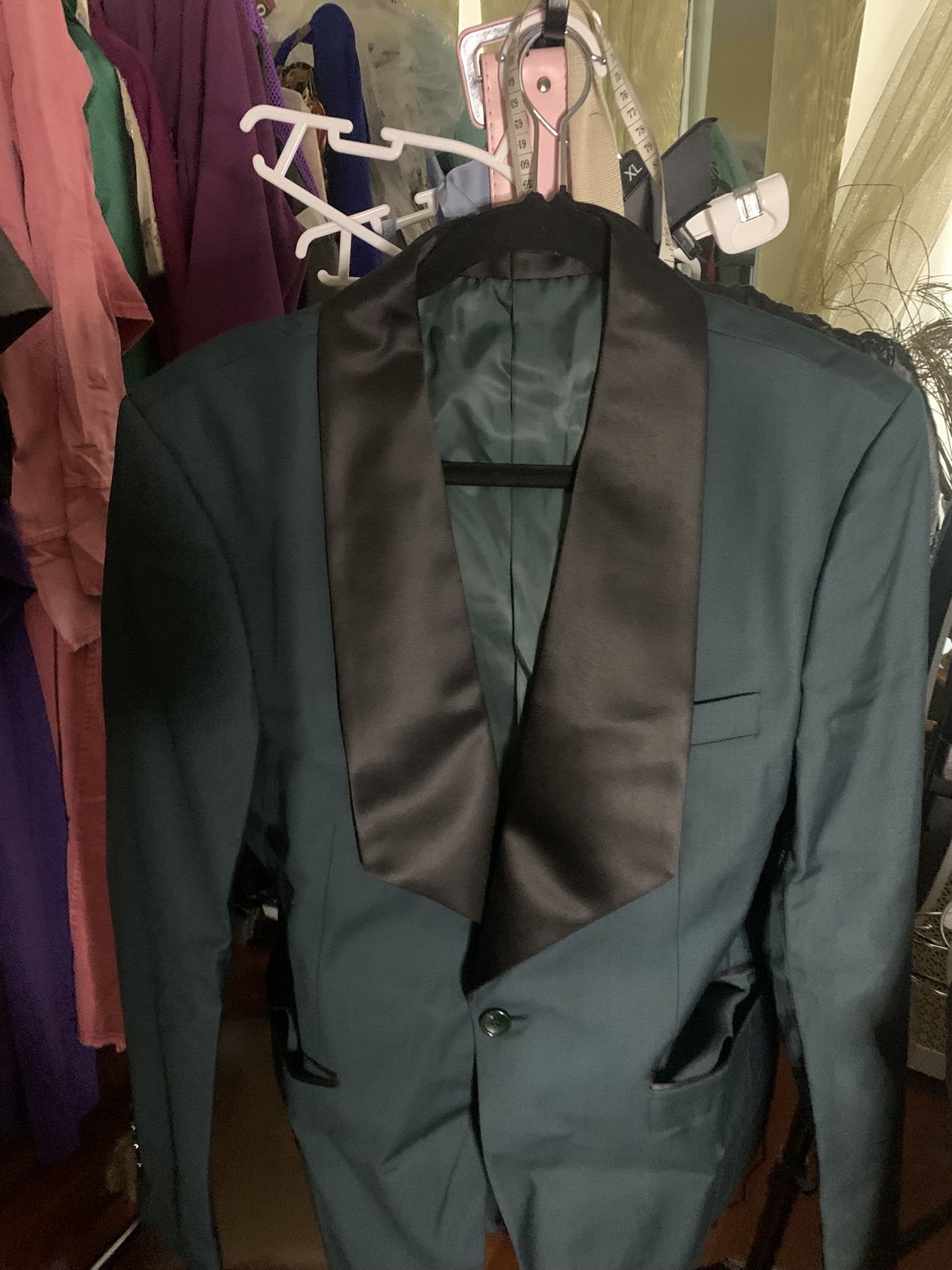 Men’s Suit
