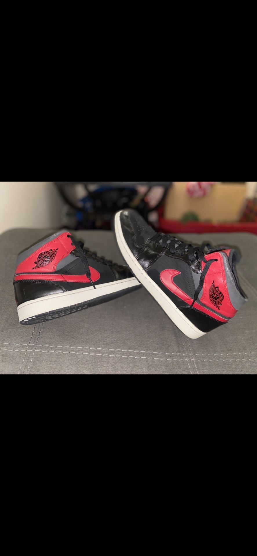 Jordan 1 Retro Mid Gym Red 