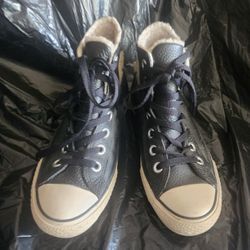 CONVERSE Black Leather Limited Edition Hightops 
