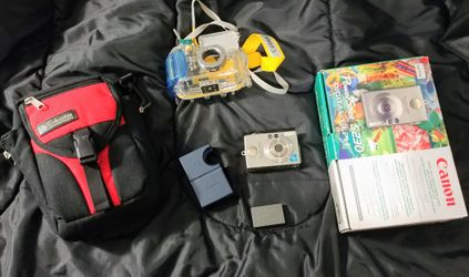 Canon s230 with WATERPROOF case to 100' and camera bag
