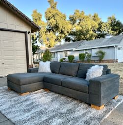 Apt2B Melrose 2pc Sectional | Made in USA | Like New | FREE Delivery