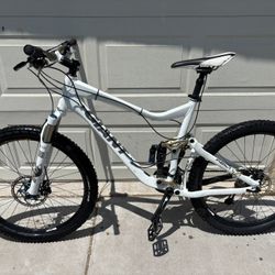 Giant Reign 0 Mountain bike