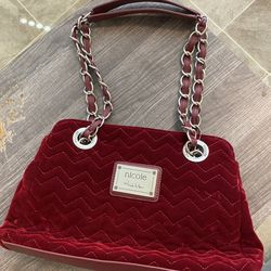 Beautiful Quilted Red Velvet Nicole By Nicole Miller Hand Bag Perfect For Winter Ensemble 