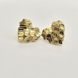 10kt Real Gold Heart-Shaped Nugget Earring 