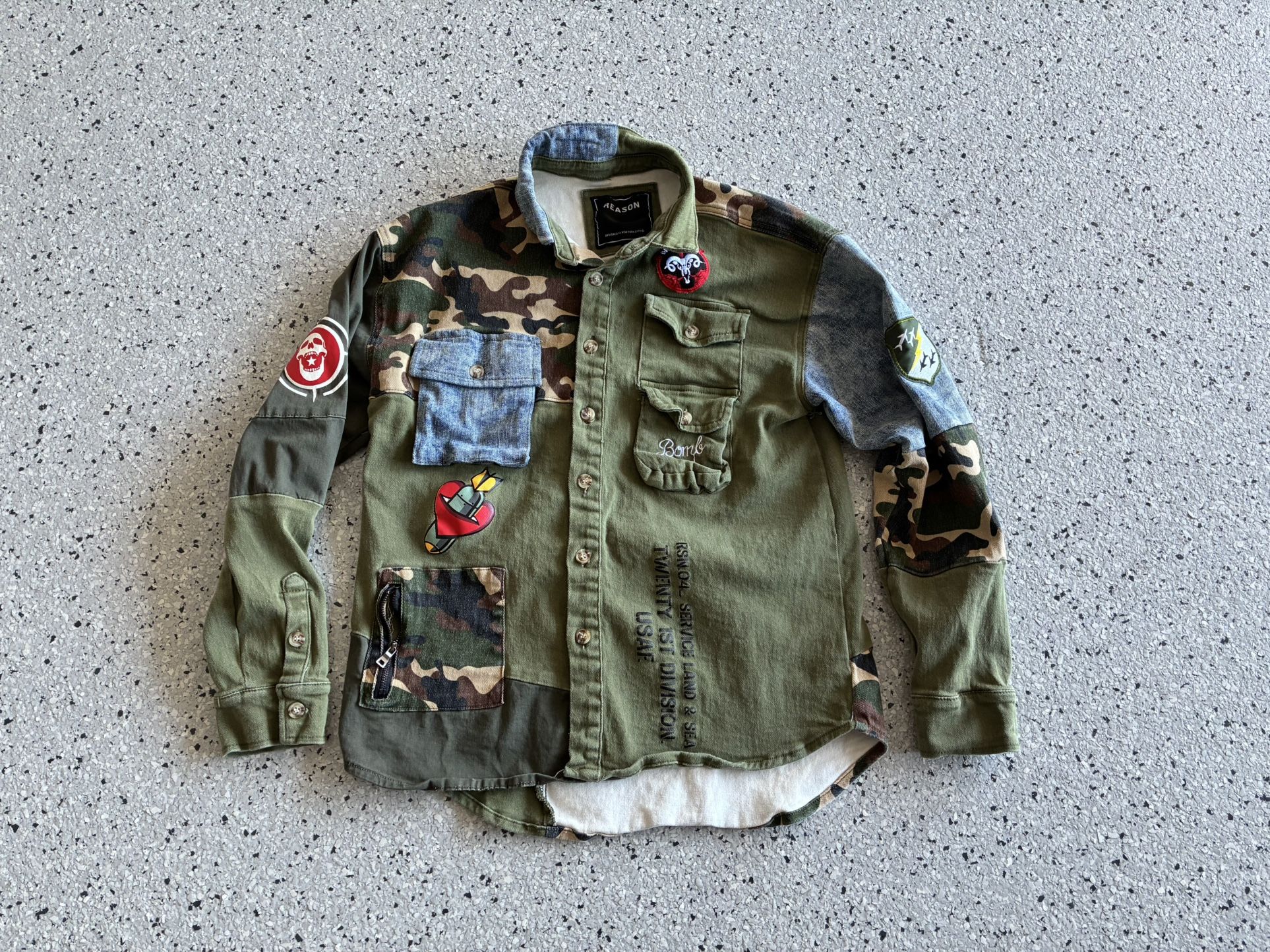“REASON” Camo Camouflage Canvas Denim Jacket. Size Medium. Button. Collared.