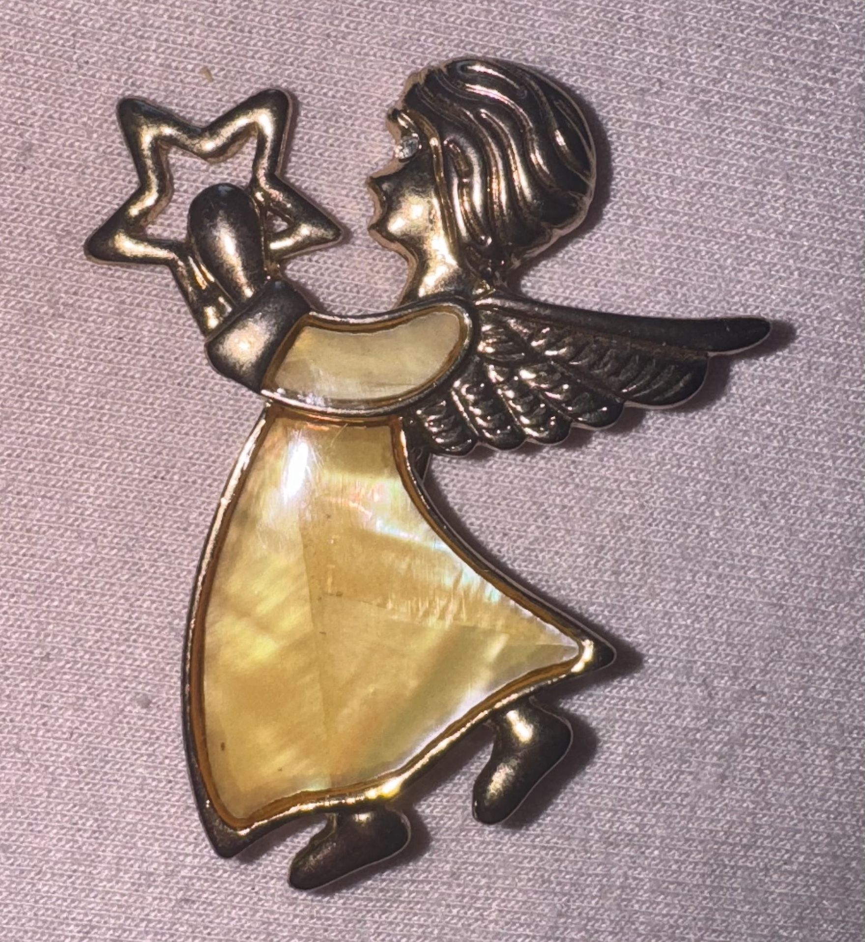 Angel Brooch pin gold tone