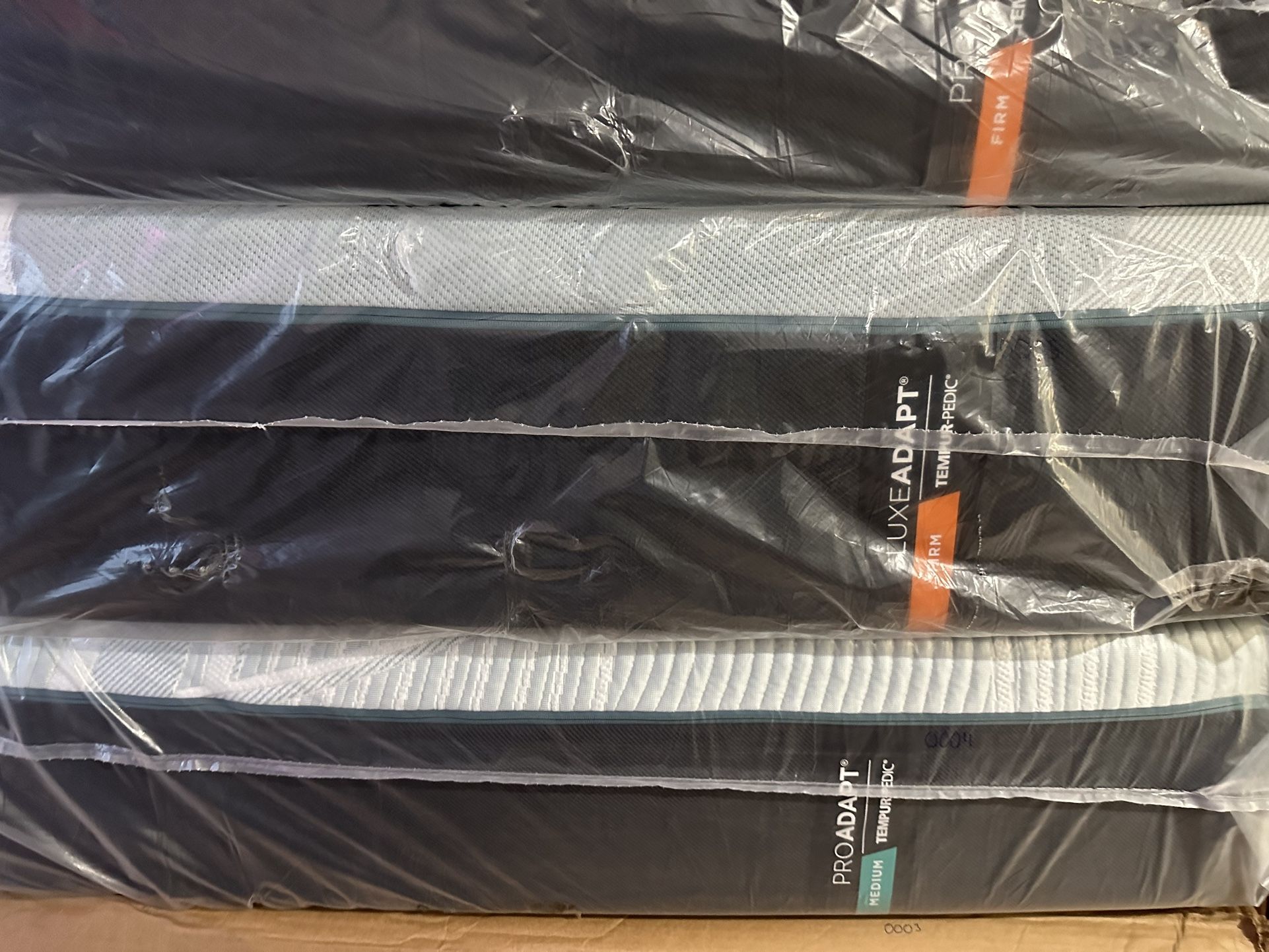 King Queen Size Tempurpedic ProAdapt, ProBreeze, LuxeBreeze Mattress Pro Breeze /Luxe Adapt /Pro Adapt /Adapt /cloud /Tempur pedic contour Supreme