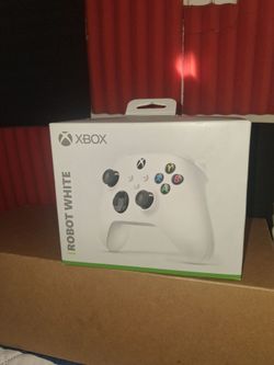 Open Box- Microsoft Wireless Controller for Xbox Series X/S - Robot White