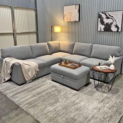 Thomasville Langdon Fabric Sectional with Storage Ottoman