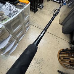 Okuma PCH 7’  Med 12-25 Salt Water Fishing Rod. 