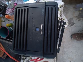 Alpine car amplifier audio system