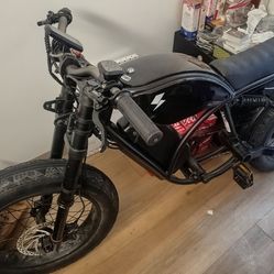 2025 Volcon Brat Electric Bike (1000 miles) open to trades read description !!