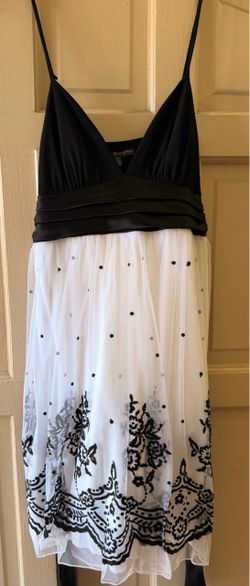 Woman’s dress used once