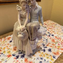 Iladro Norman Rockwell Colab Young lovers