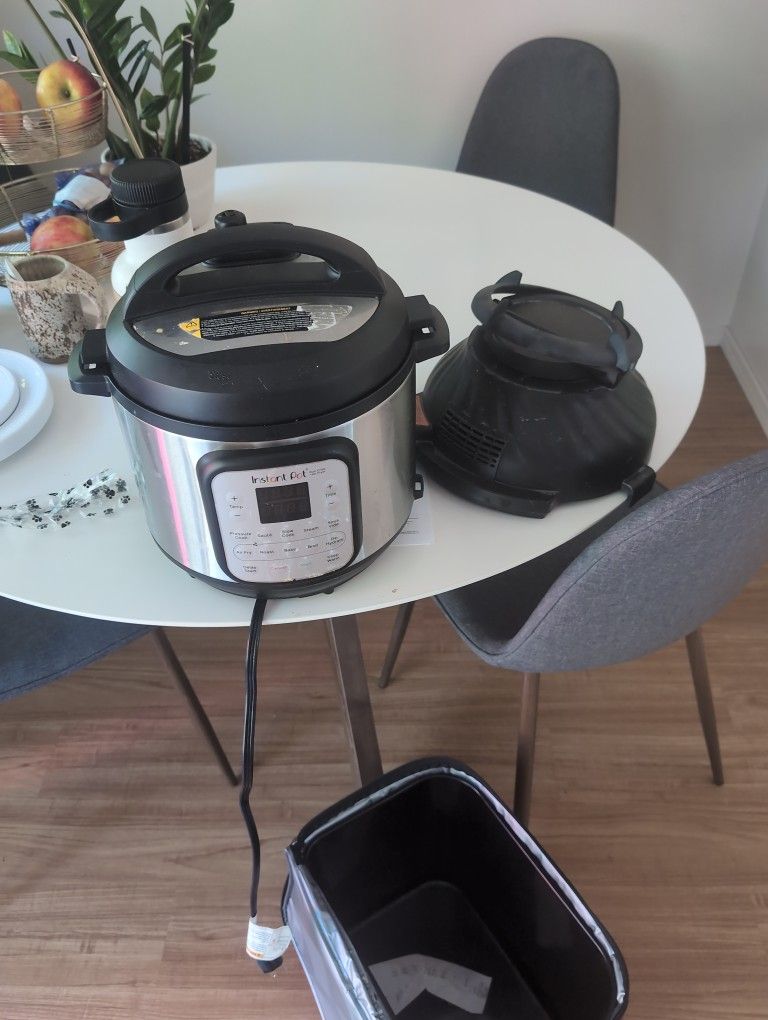 Insta Pot With Air Fryer