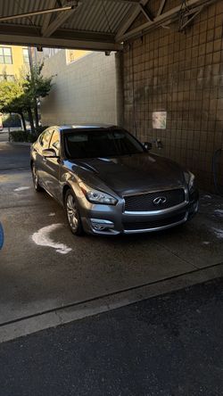 2015 Infiniti Q70