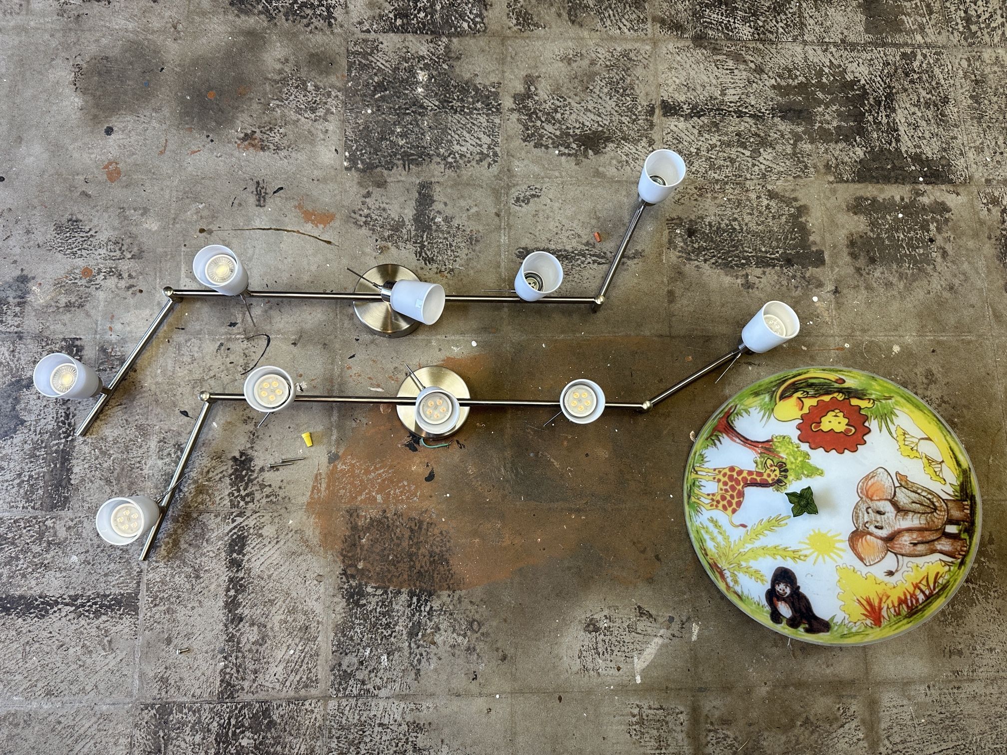 Light Fixtures