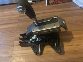 Nissan Frontier OEM Automatic Transmission Control Shifter
