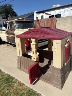 Step2 Kids Outdoor Playhouse – Complete & Clean – $125 OBO