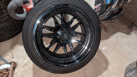 Cosmis XT-206R 17x8 5x114.3 with 225/45/17 Nokian Z Line All Season tires
