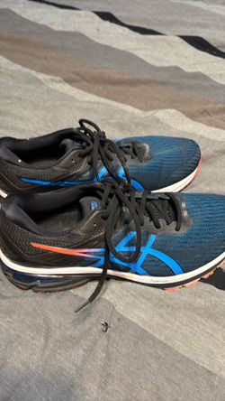 Mens ASICS size 12