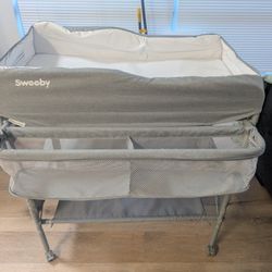 Sweeby Portable Baby Changing Station 