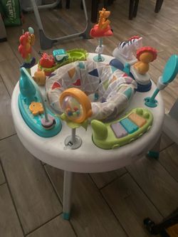 Baby play activity center