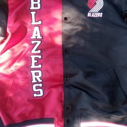 Mitchell & Ness Size Large Portland Blazers Hardwood Classics Throwback Jacket 