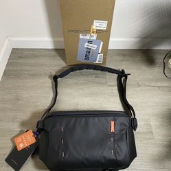 PGYTECH OneMo Sling 11L Shoulder Bag Space Black