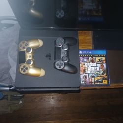 PS4 Pro, 2 Controllers, GTA-V