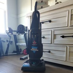 Bissell Powerforce Vacumm