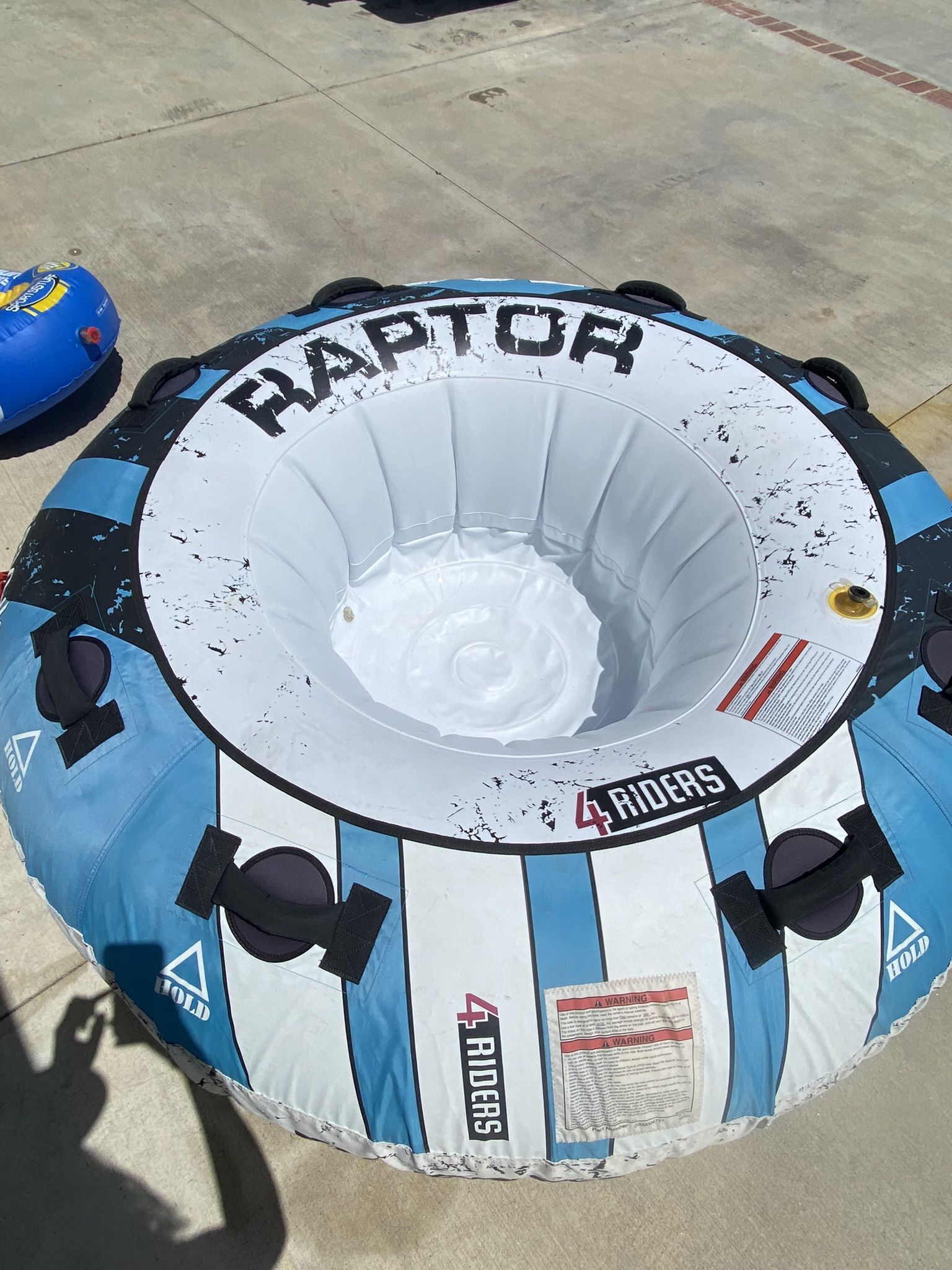 Sevylor up to 4 Person Towable Tube W/Cover