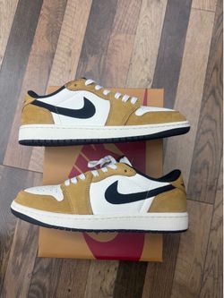 Jordan 1 Low Rookie of the Year Sz 9