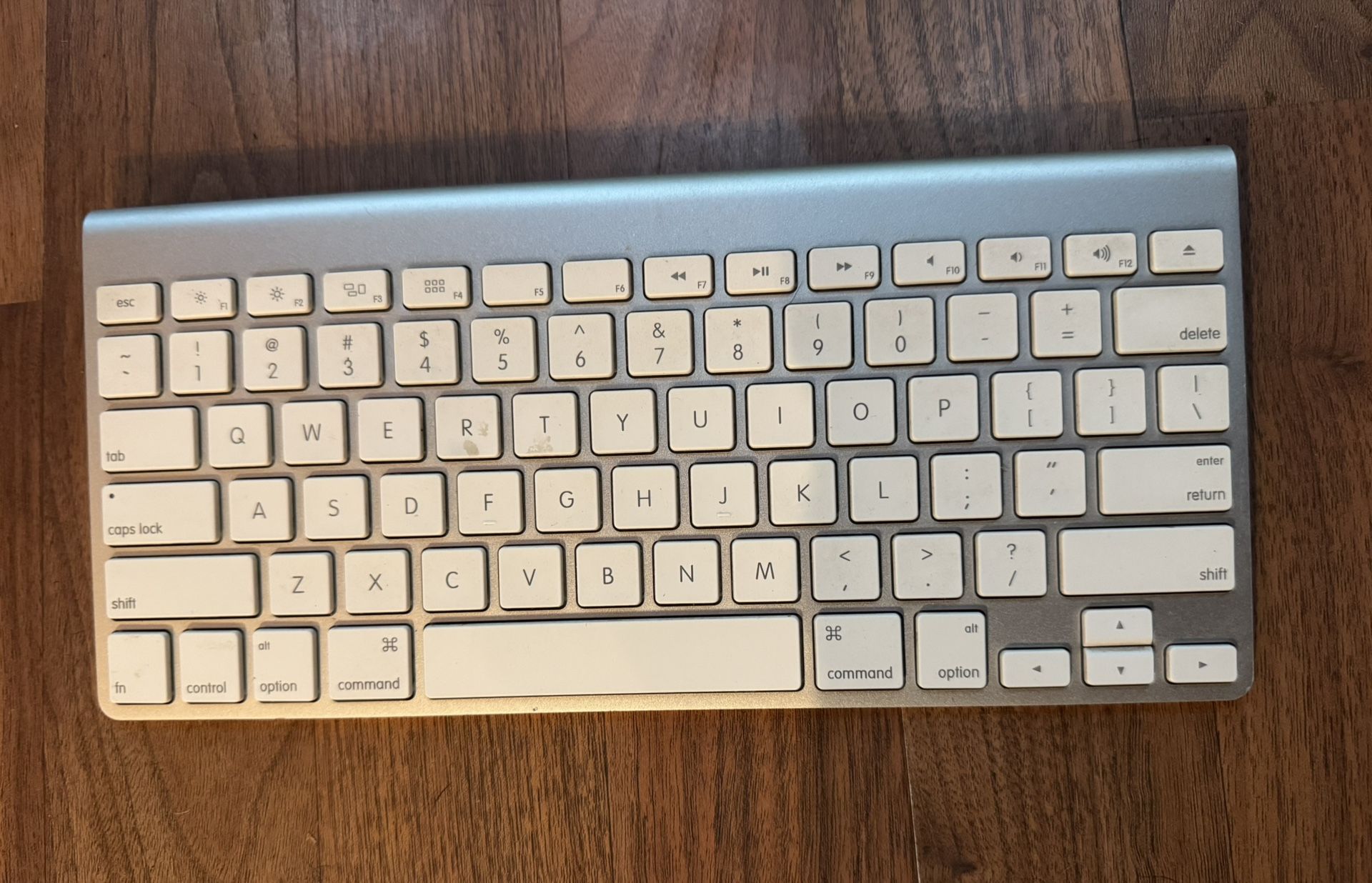 Apple A1314 Bluetooth Wireless Magic Keyboard Tested Works