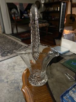 Crystal flower carrier