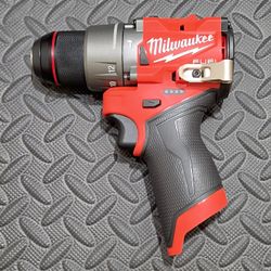 MILWAUKEE M12 HAMMER DRILL - BRAND NEW