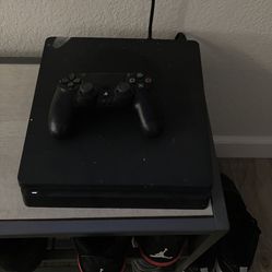 PS4