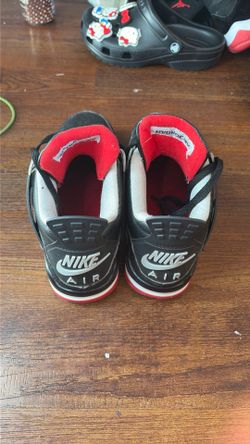 Jordan 4s