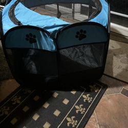Puppy Playpen / Soft-Sided Pet Yard – Great Shape