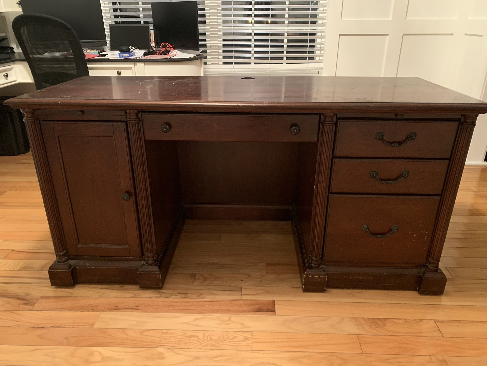 Desk And File Cabinet 