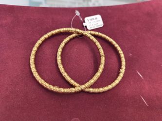 14k Gold bagel breaclte 17.2 grams layway available 10% Dwon if you interested please make sure you ask for Maribel thank you