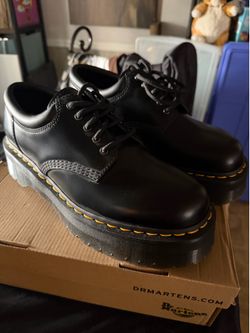 Men's Doc Martens 8053 quad sz10