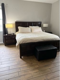 King size bedroom set