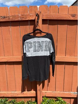 Pink vs bling long sleeve size small