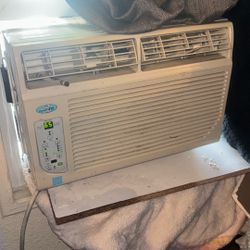 Working Window Air Conditioner 