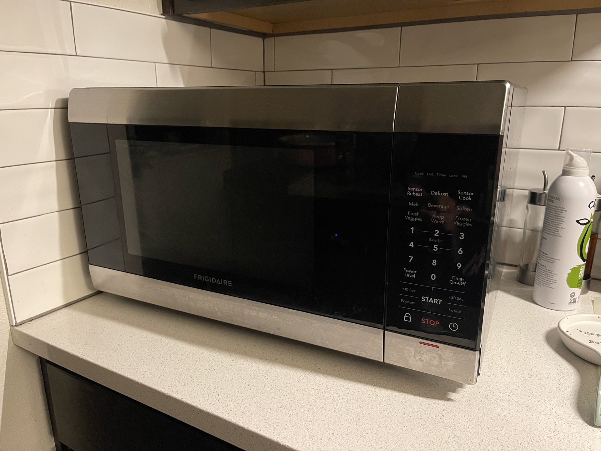 Frigidaire microwave