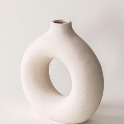 Small White Ceramic Vase, 7.5 inch - Cute Donut Circle Vase